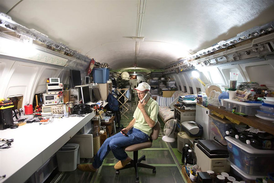 L'incroyable transformation d'un avion en une vraie petite maison