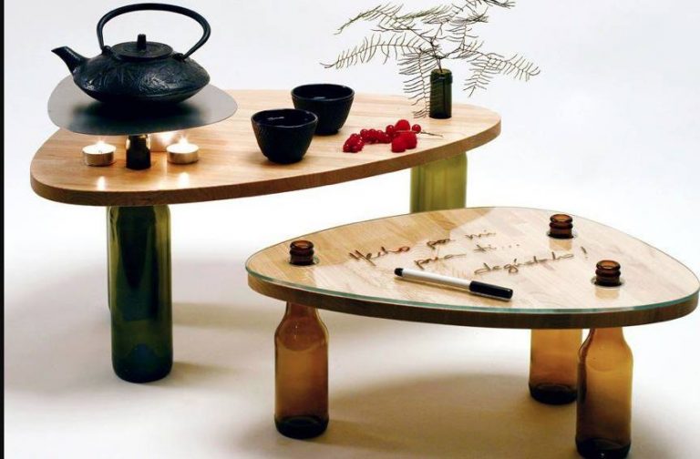 Fabriquer une table basse à l'aide de bouteilles de vin