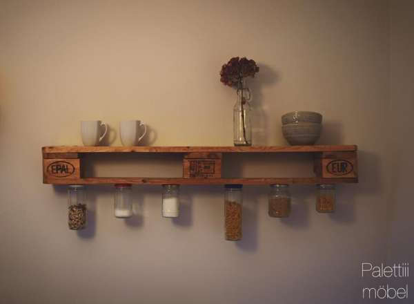 Paletti mobel design