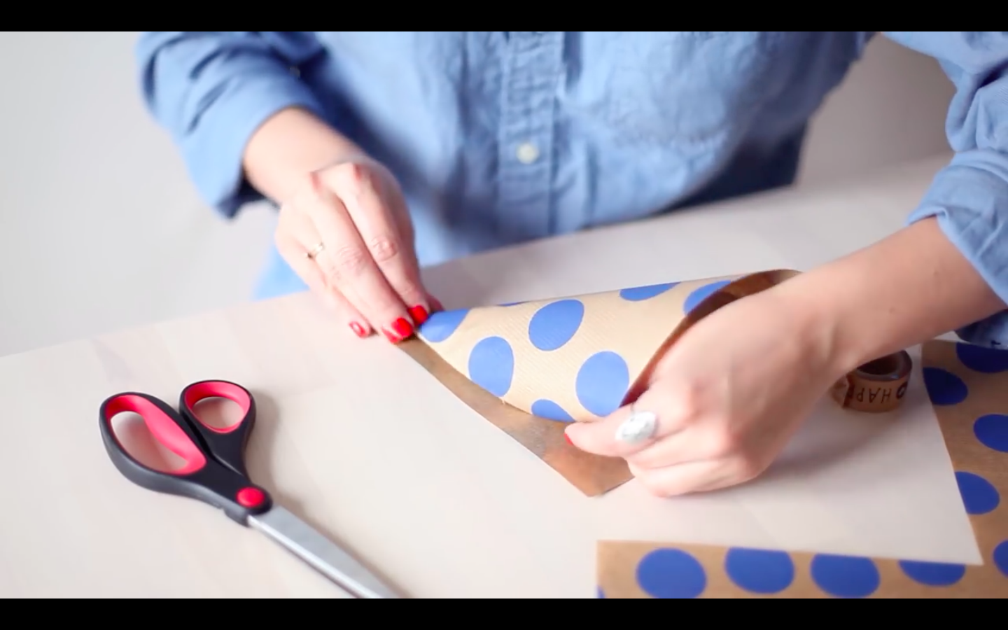 Source : Youmakefashion