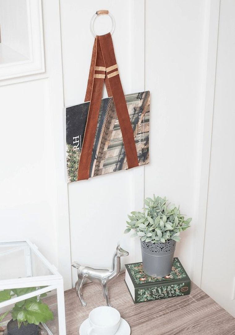 astuce-rangement-livres-objet-cuir