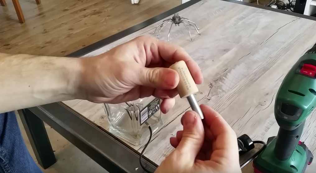 bouteille whisky lampe