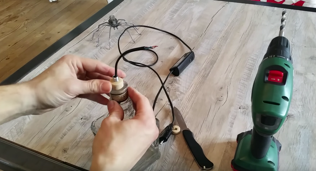 bouteille whisky lampe