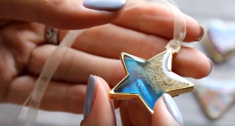 pendentif résine