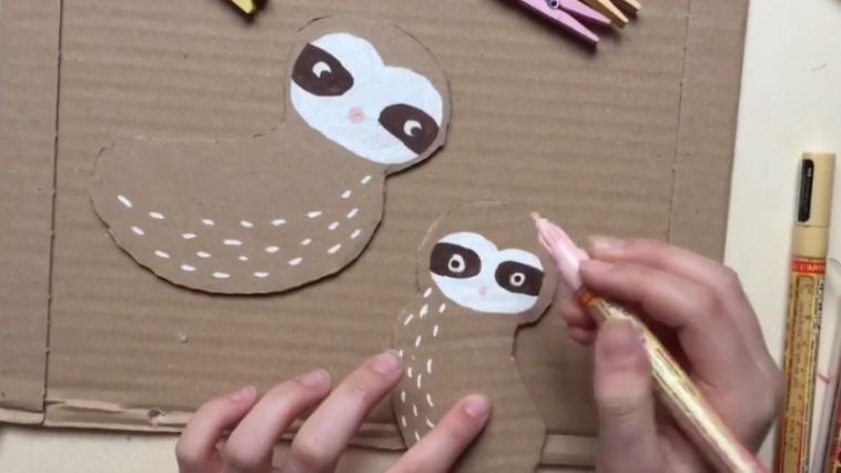 paresseux carton
