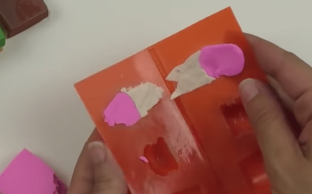 gomme colorée