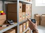 Astuce rangement carton : le système d'étiquetage qui retrouve tout en 30 secondes
